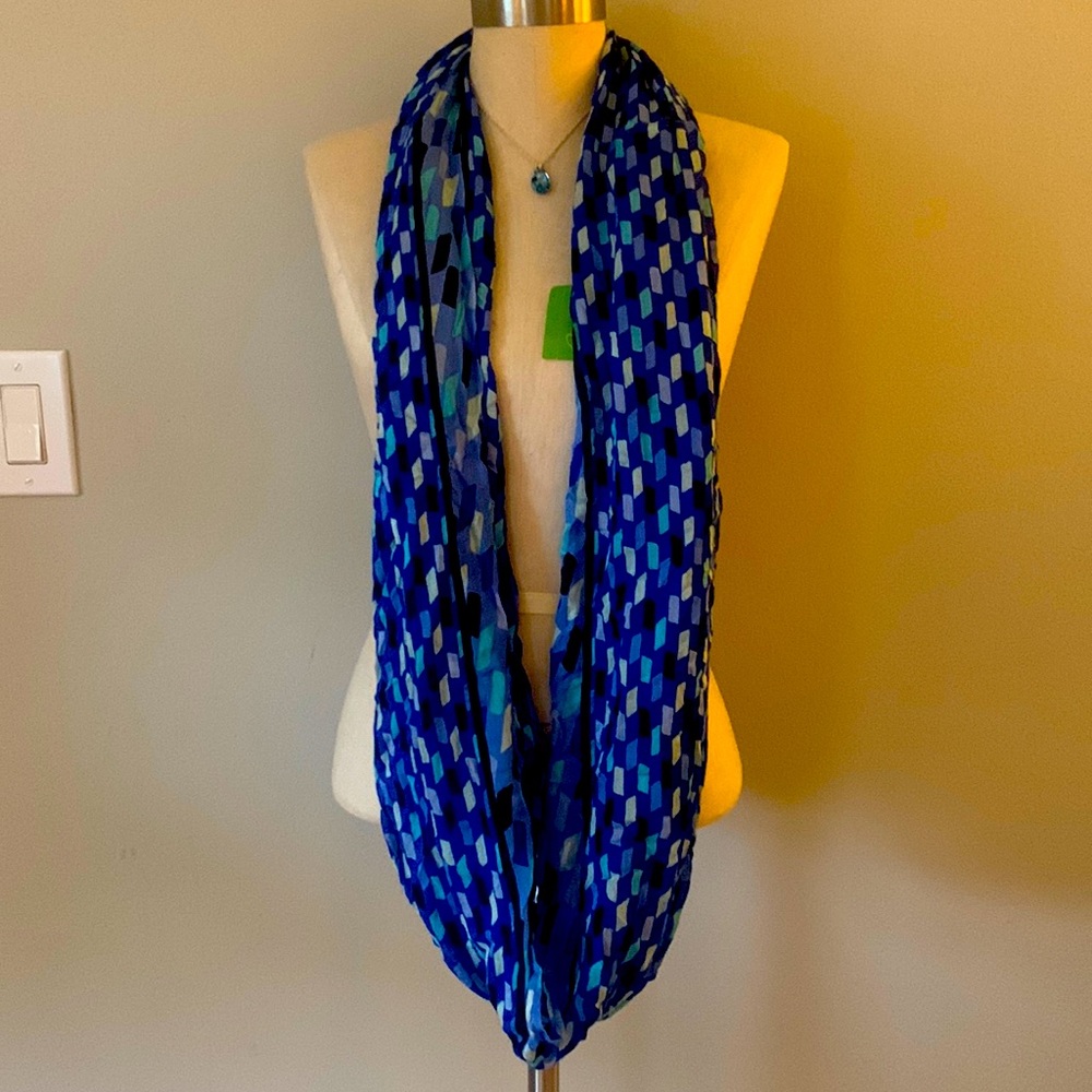NWT Vera Bradley infinity scarf